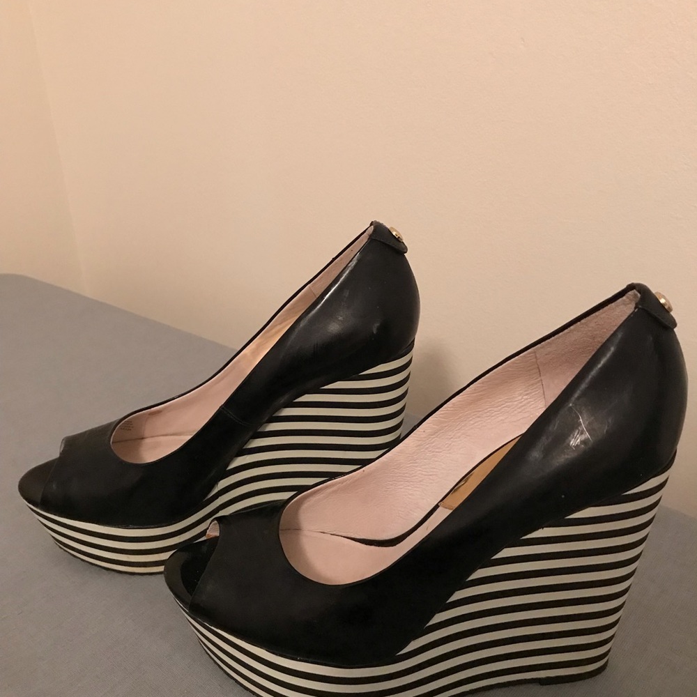 EUC Peep Toe Wedges